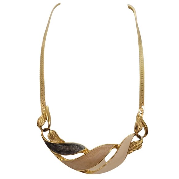 Trifari TM Gold Tone Gray Beige Pearly Enamel Leaf Collar Chain Necklace, E882 - Picture 5 of 8